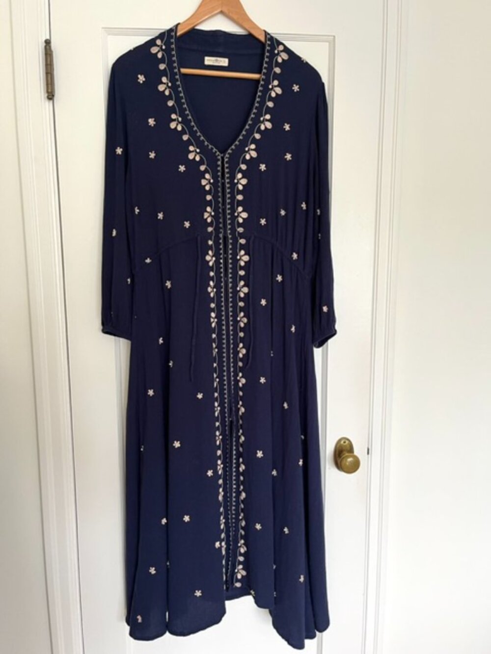 Natural Life Brae Embroidered Maxi Dress in Navy | Size Large